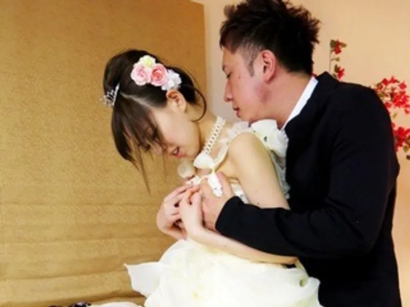 Cô dâu bị cấp trên hiếp dâm trong đêm trước ngày cưới